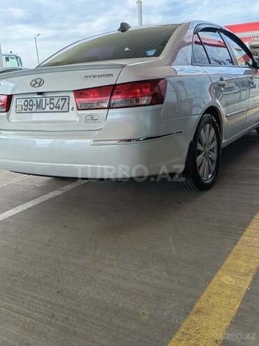 Hyundai Sonata-4
