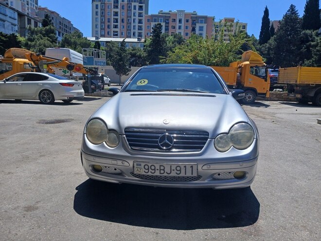 Mercedes C 200-1