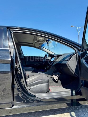 Hyundai Sonata-8