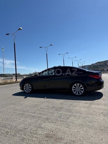 Hyundai Sonata-9