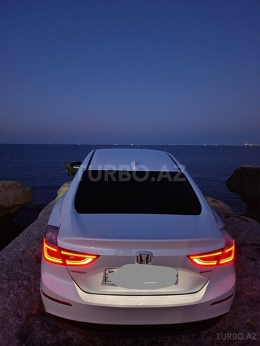 Honda Insight-4