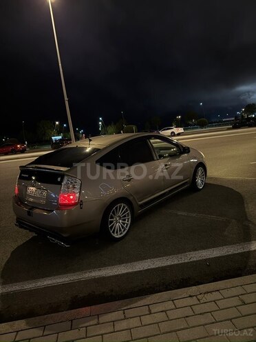 Toyota Prius-3