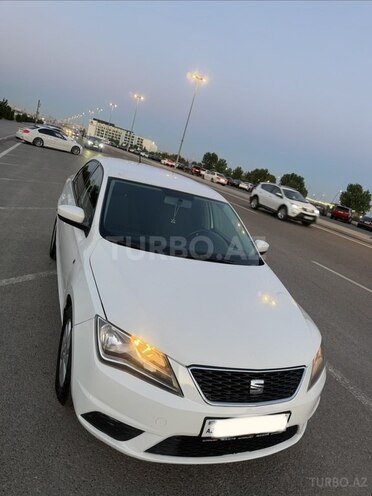 SEAT Toledo-4