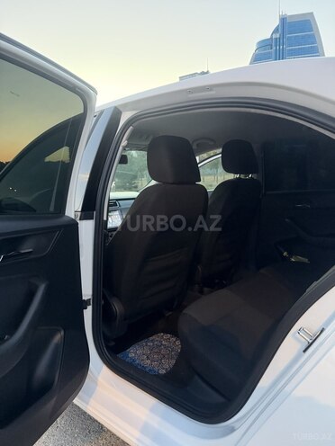 SEAT Toledo-10