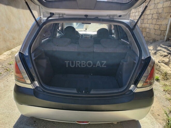 Kia Rio-13