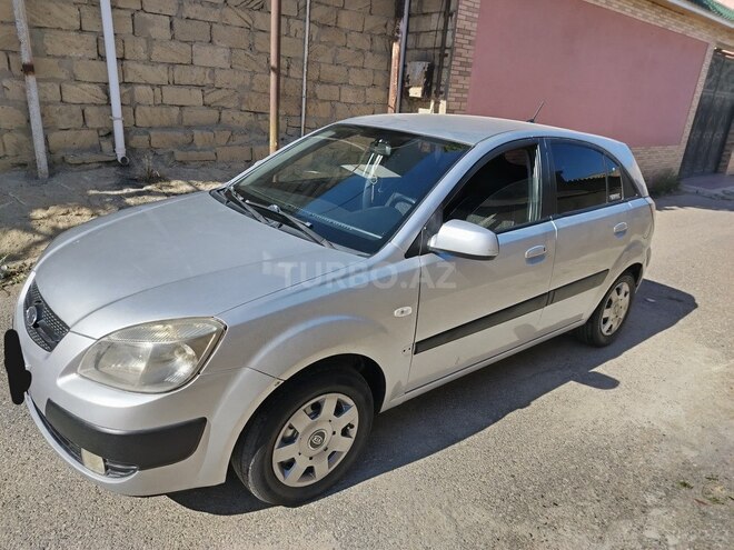 Kia Rio-5