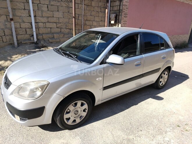 Kia Rio-8