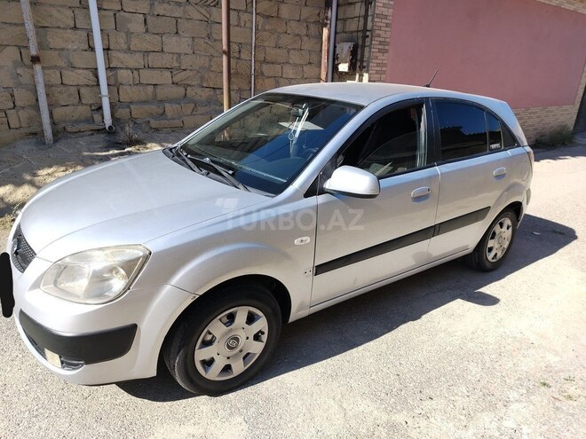 Kia Rio-11