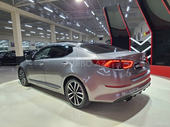 Kia Optima-5