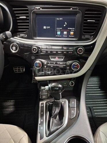 Kia Optima-15