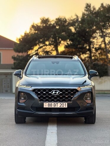 Hyundai Santa Fe-1