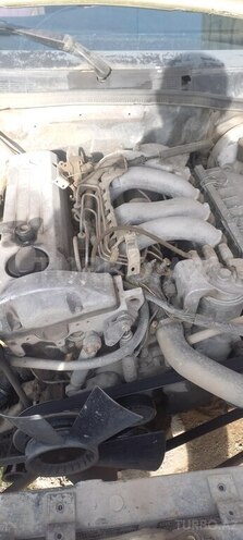 Mercedes 190-5