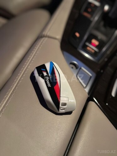 BMW 528-13