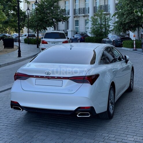 Toyota Avalon-6