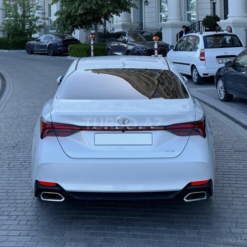 Toyota Avalon-5