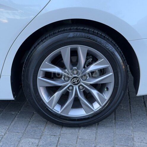 Toyota Avalon-14