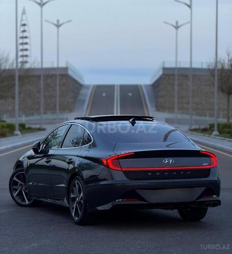 Hyundai Sonata-2