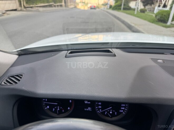 Hyundai Grandeur-17