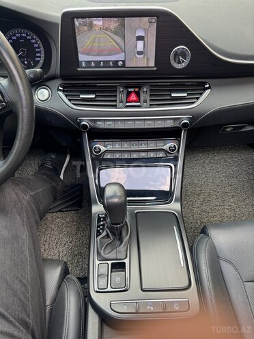 Hyundai Grandeur-21