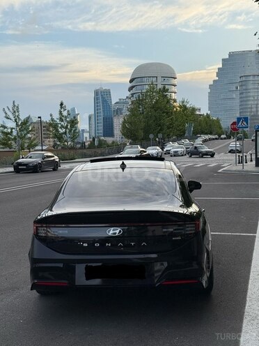 Hyundai Sonata-5