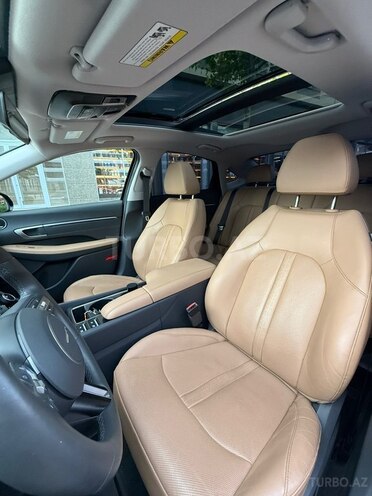 Hyundai Sonata-13