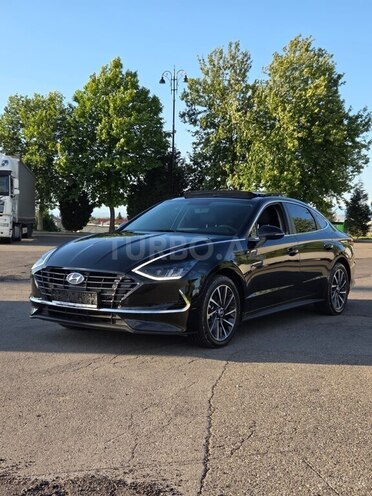 Hyundai Sonata-3