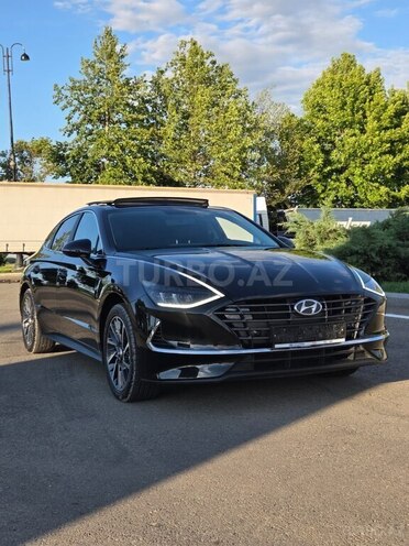 Hyundai Sonata-2