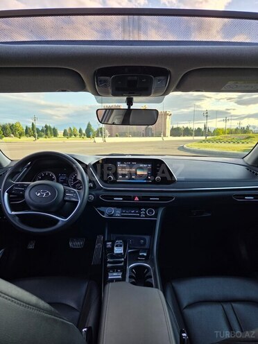 Hyundai Sonata-8
