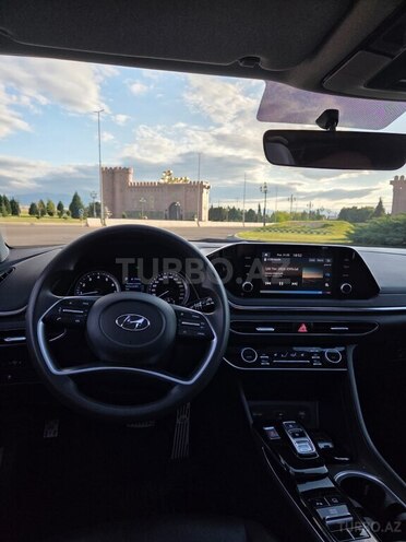 Hyundai Sonata-9