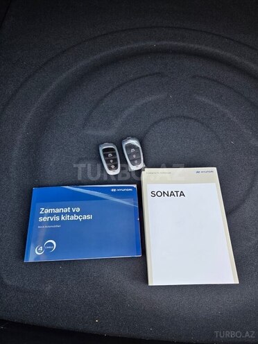 Hyundai Sonata-18