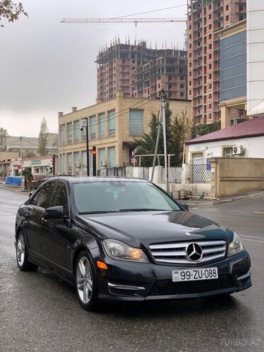 Mercedes C 250-1
