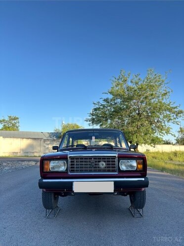 LADA (VAZ) 2107-1