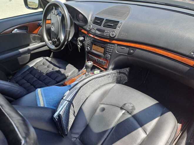 Mercedes E 220-4