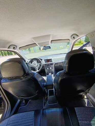 Opel Astra-8