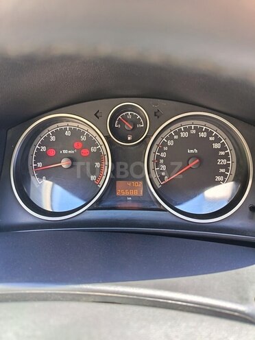 Opel Astra-12
