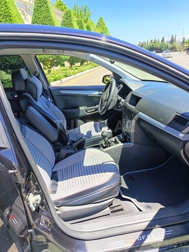 Opel Astra-10