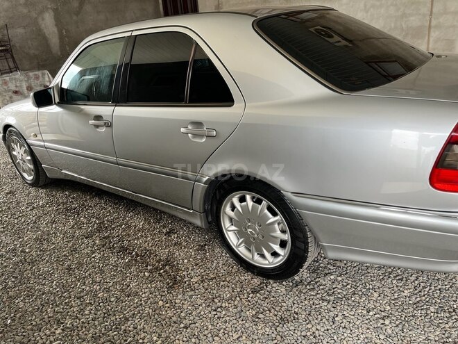 Mercedes C 240-4