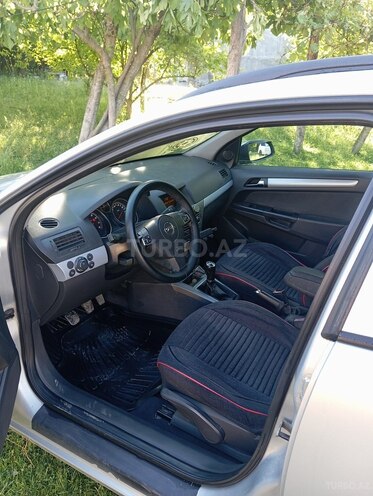 Opel Astra-2