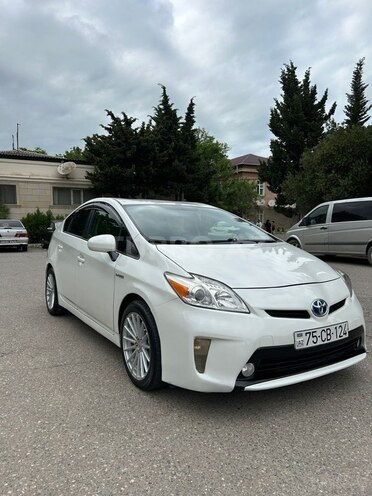 Toyota Prius-1