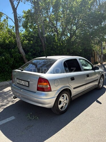 Opel Astra-7