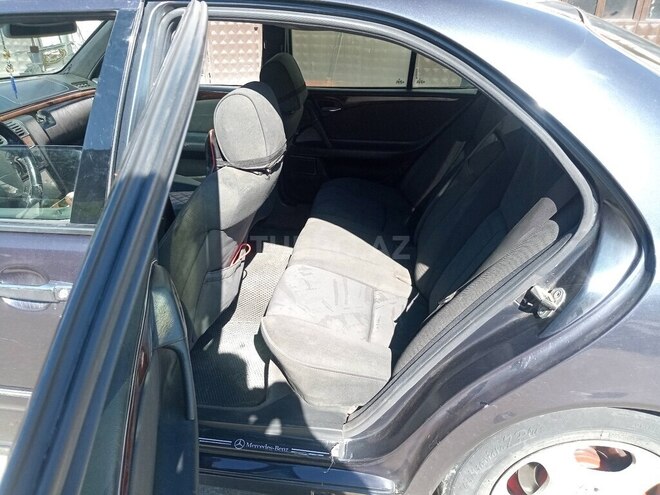 Mercedes E 200-7
