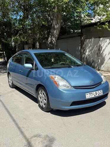 Toyota Prius-3