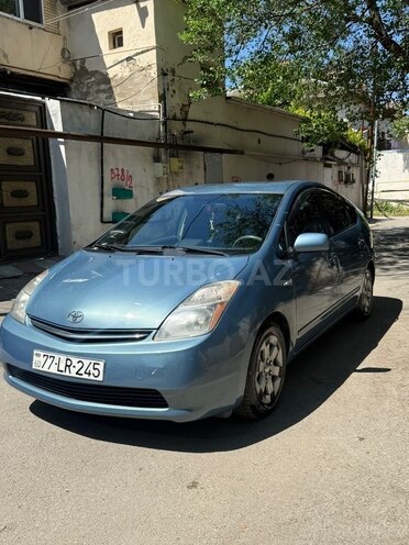 Toyota Prius-2