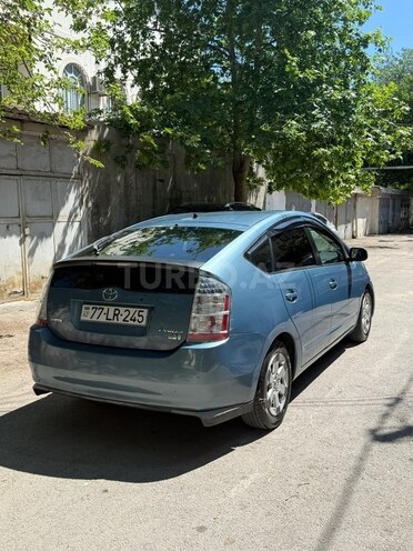 Toyota Prius-6