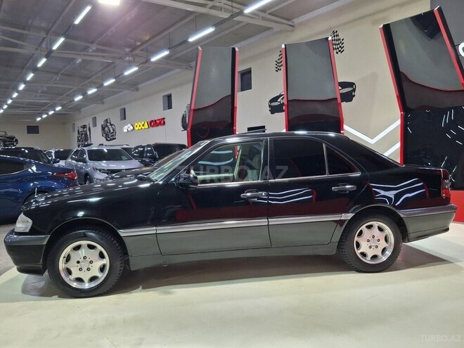 Mercedes C 230-3