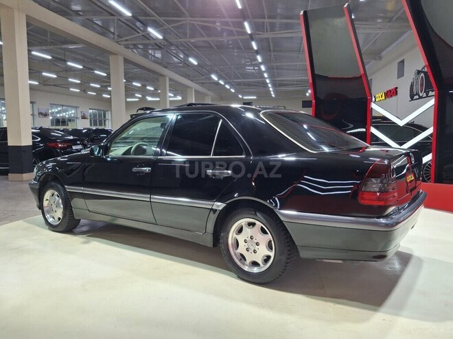 Mercedes C 230-4