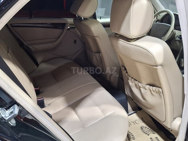 Mercedes C 230-12