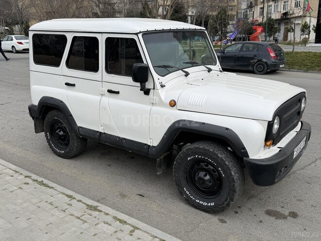 UAZ Hunter-3