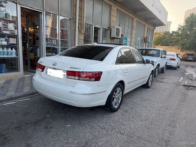 Hyundai Sonata-6
