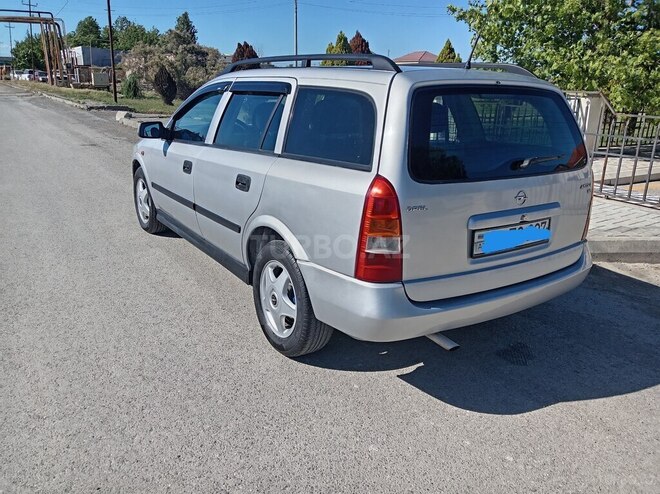 Opel Astra-8